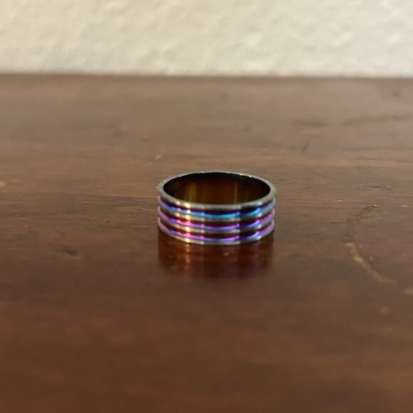 Lot Of 7 Stainless Steel Rings Sizes 9 To 12.5 Rainbow Superman - Picture 6 of 15